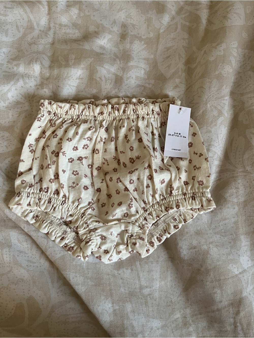 Old Navy Cream Floral Ruffle Shorts